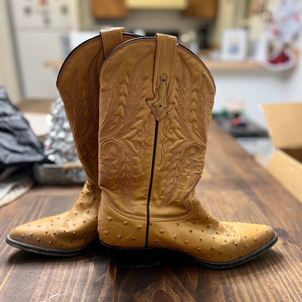 Men’s boots